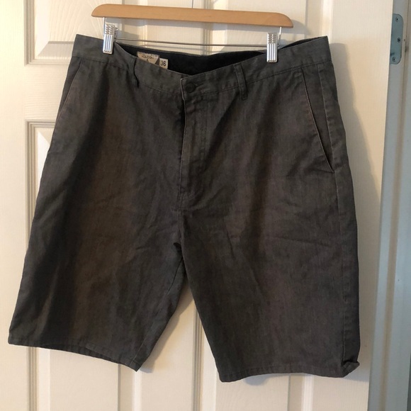 Volcom Other - Like new men’s volcom shorts